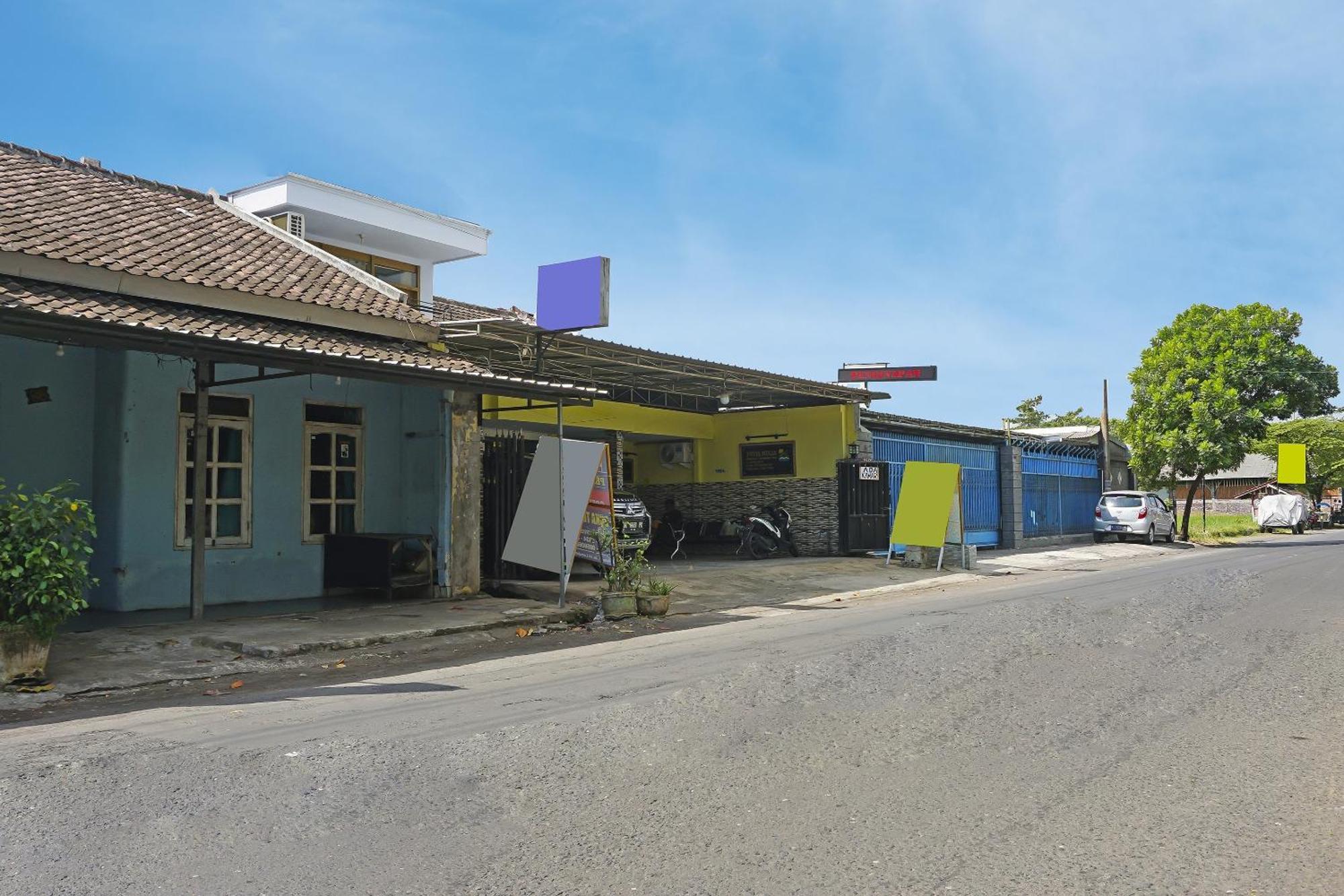 Putih Mulia Homestay Syariah Lumajang 외부 사진